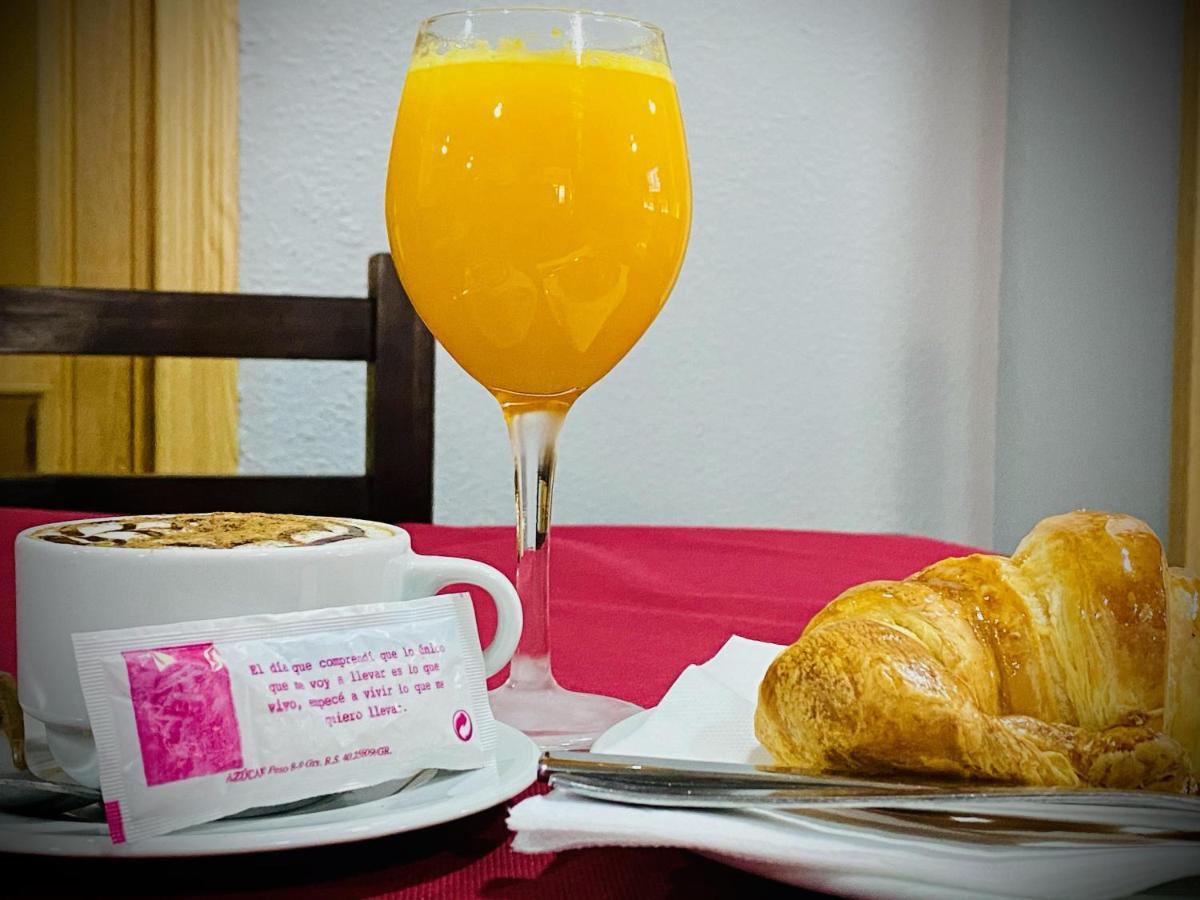 Hostal Valdepenas By Bossh Hotels Zewnętrze zdjęcie