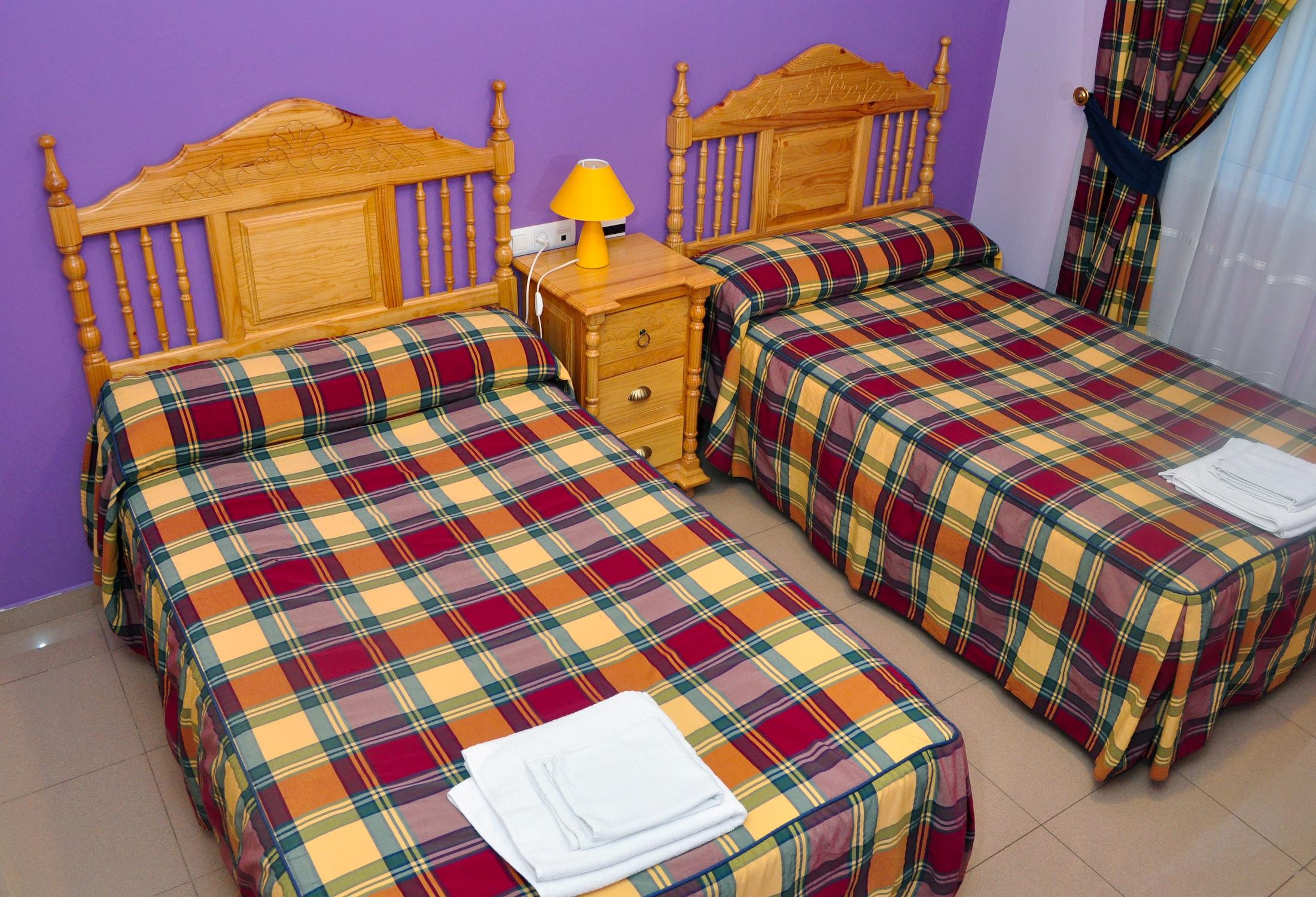 Hostal Valdepenas By Bossh Hotels Zewnętrze zdjęcie