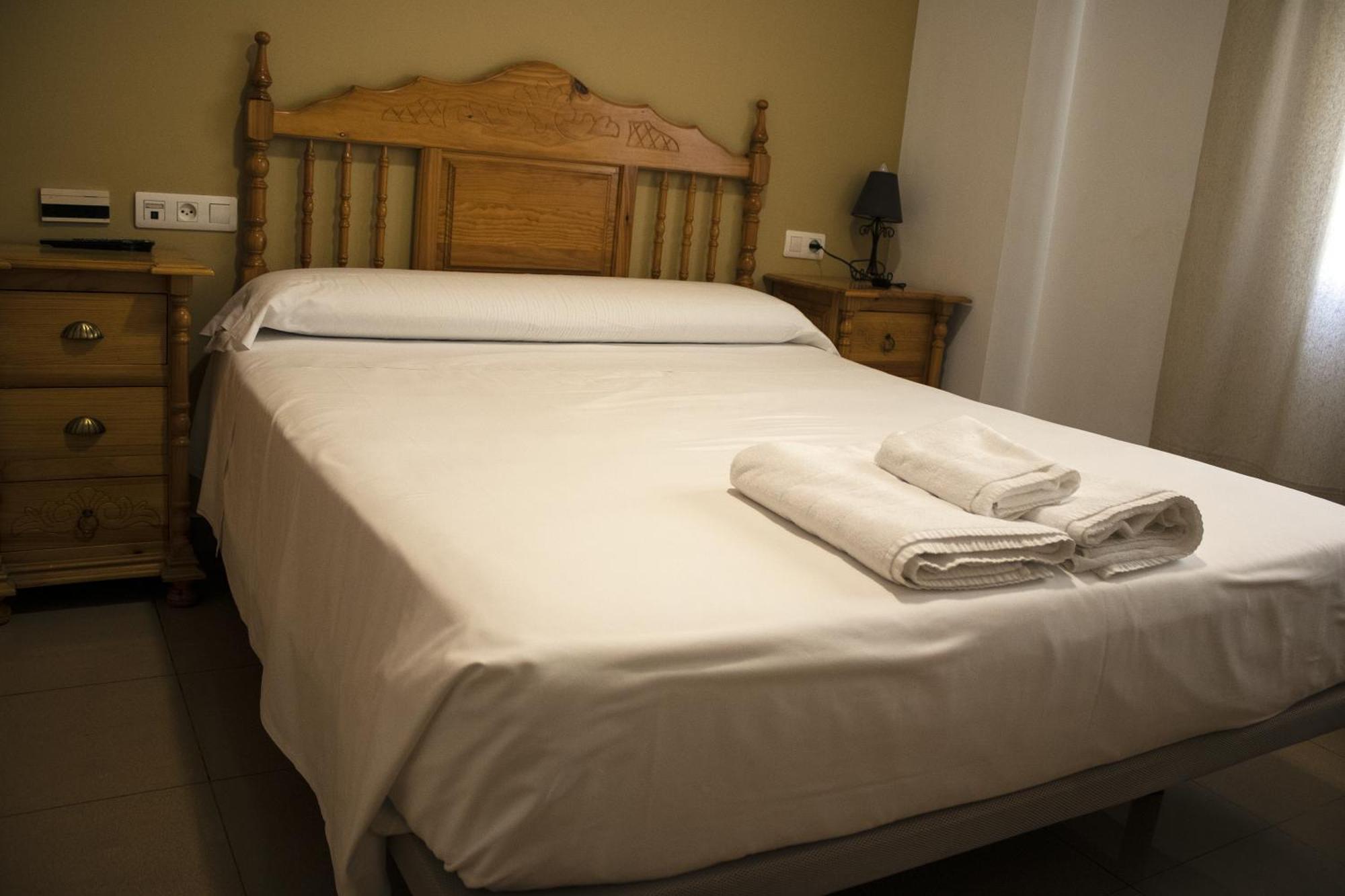 Hostal Valdepenas By Bossh Hotels Zewnętrze zdjęcie
